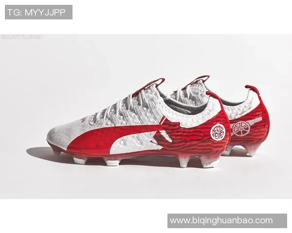 球星偏爱哪些足球鞋背后的品牌和技术特点揭秘 球星偏爱哪些足球鞋背后的品牌和技术特点揭秘